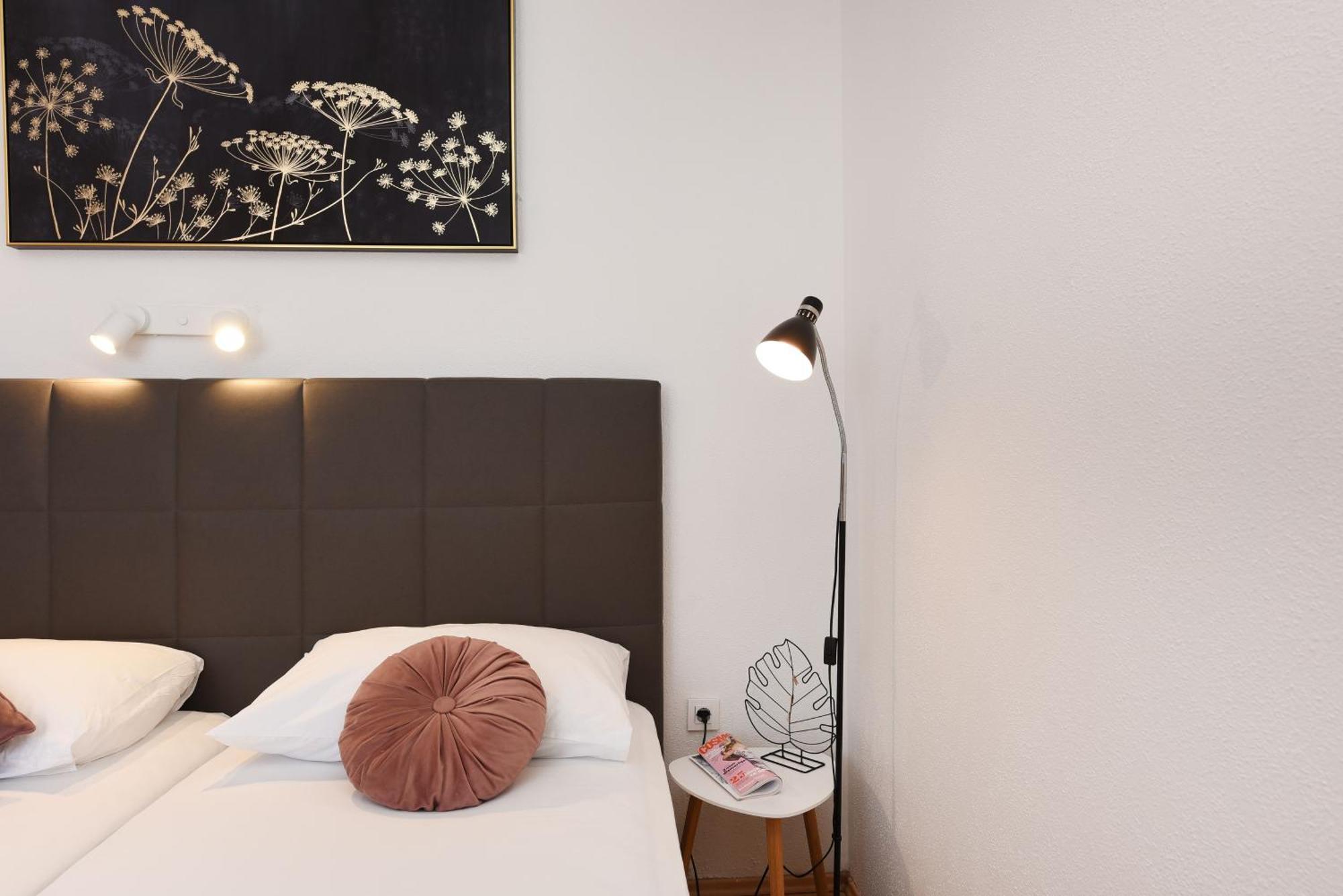 Apartments By The Sea Starigrad, Paklenica - 16421 Room photo
